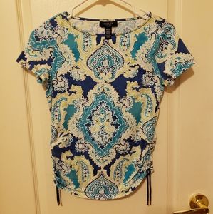 Women's Multicolor, short sleeve top w adjustable ties on either side of bottom